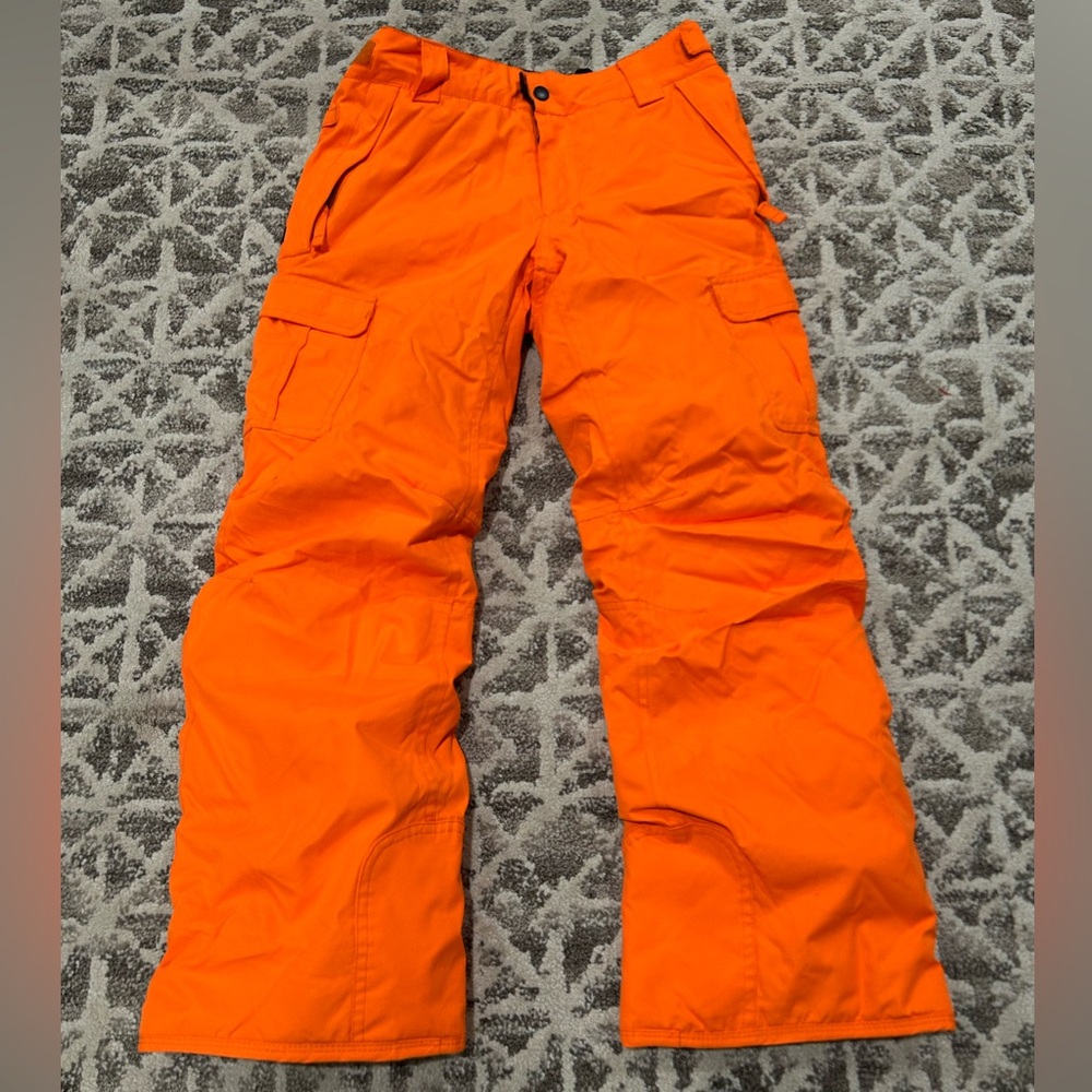 686 insulated snow pants. Youth Large